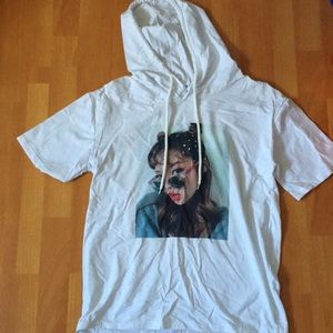 T-shirt Hoodie